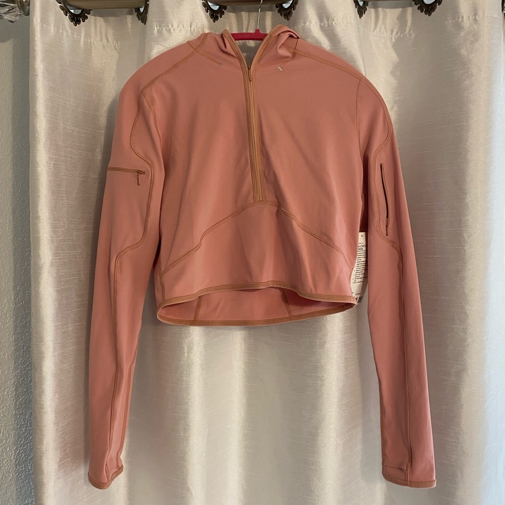 Lululemon break a trail 1/2 zip - Picture 3 of 9